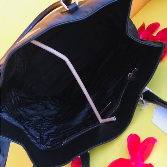Prada NWOT - Picture 6 of 6